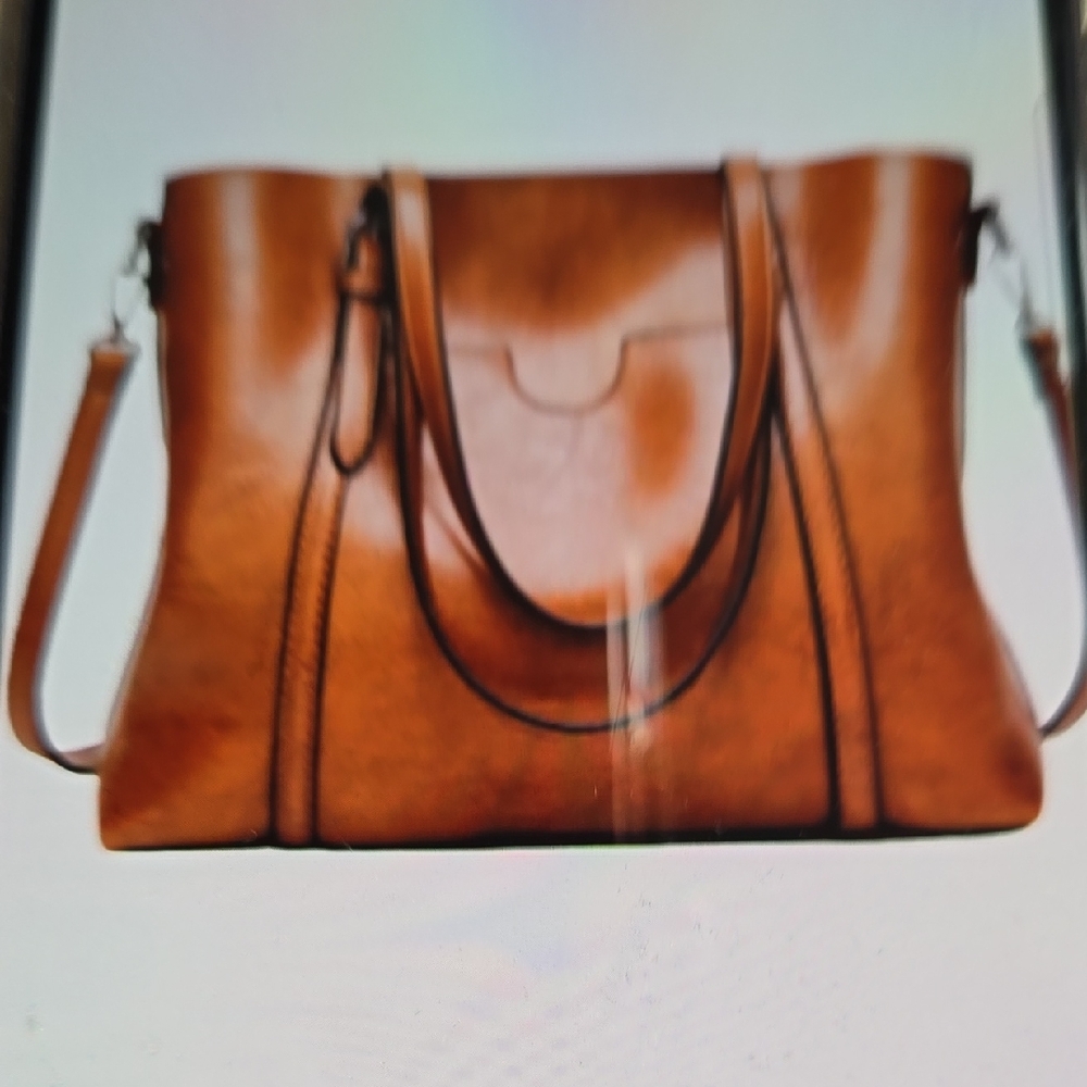 Elegant Tan Leather Tote Bag